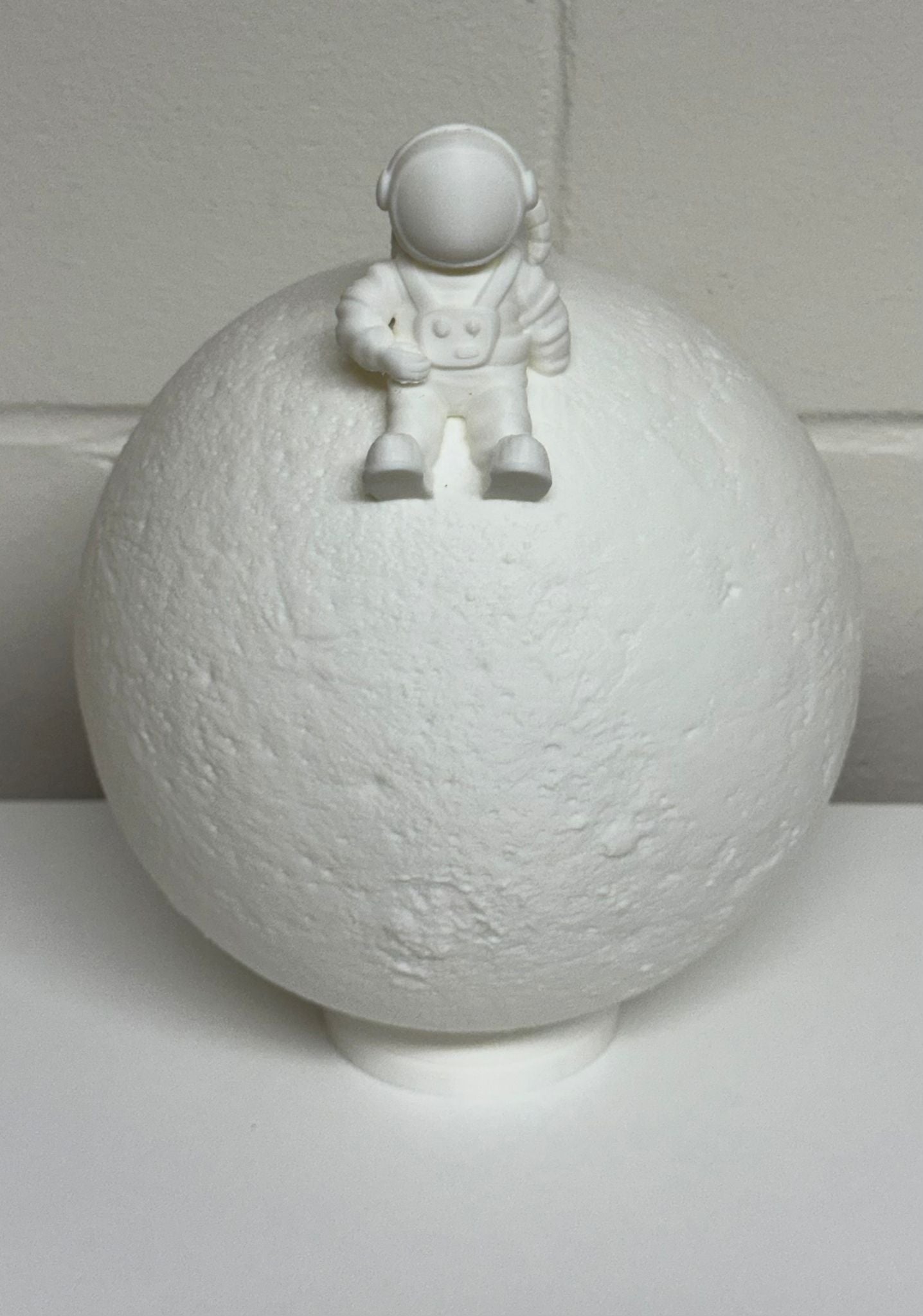 Astronaut Moon Lamp