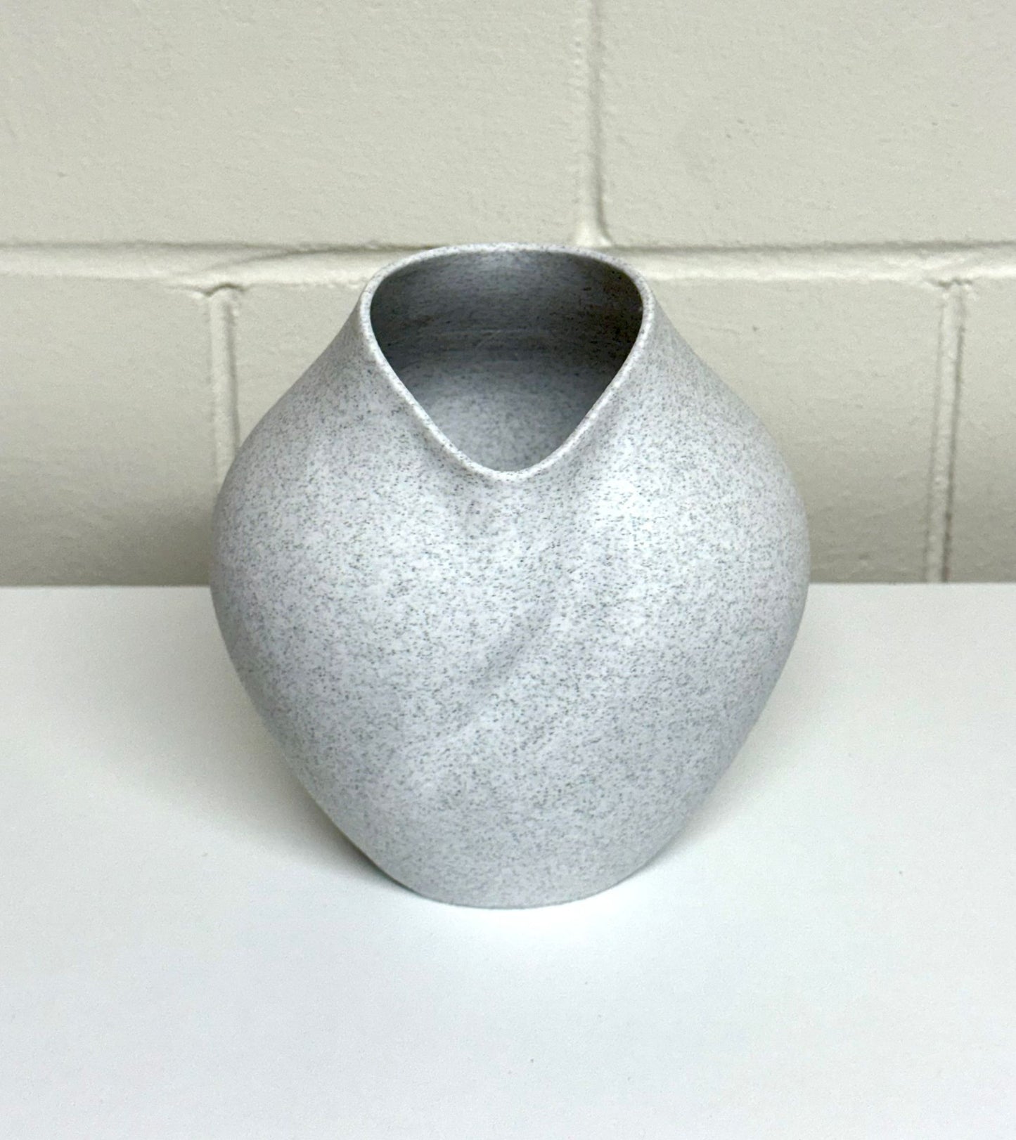 Minimalist vase