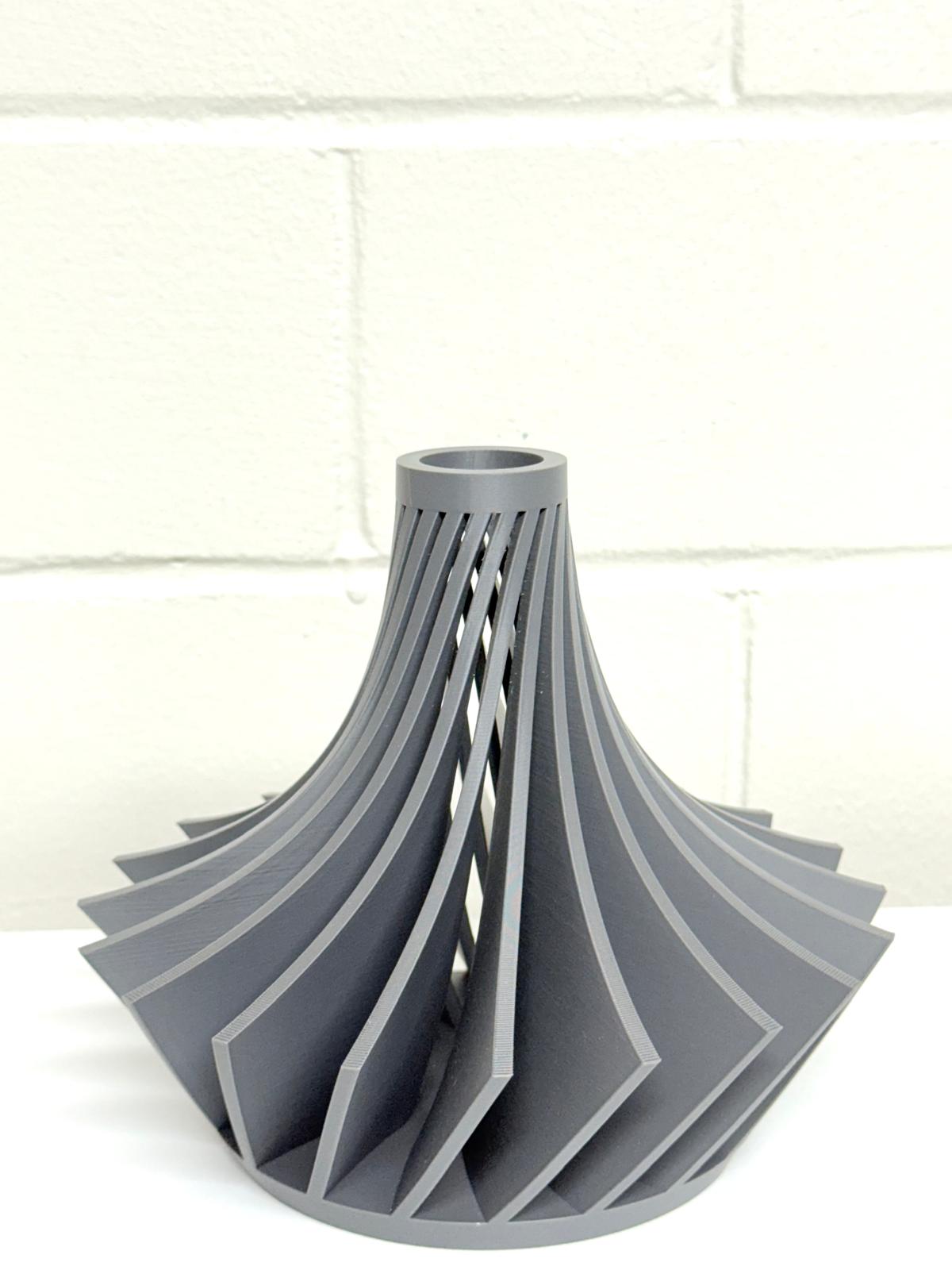 Aspiral Vase
