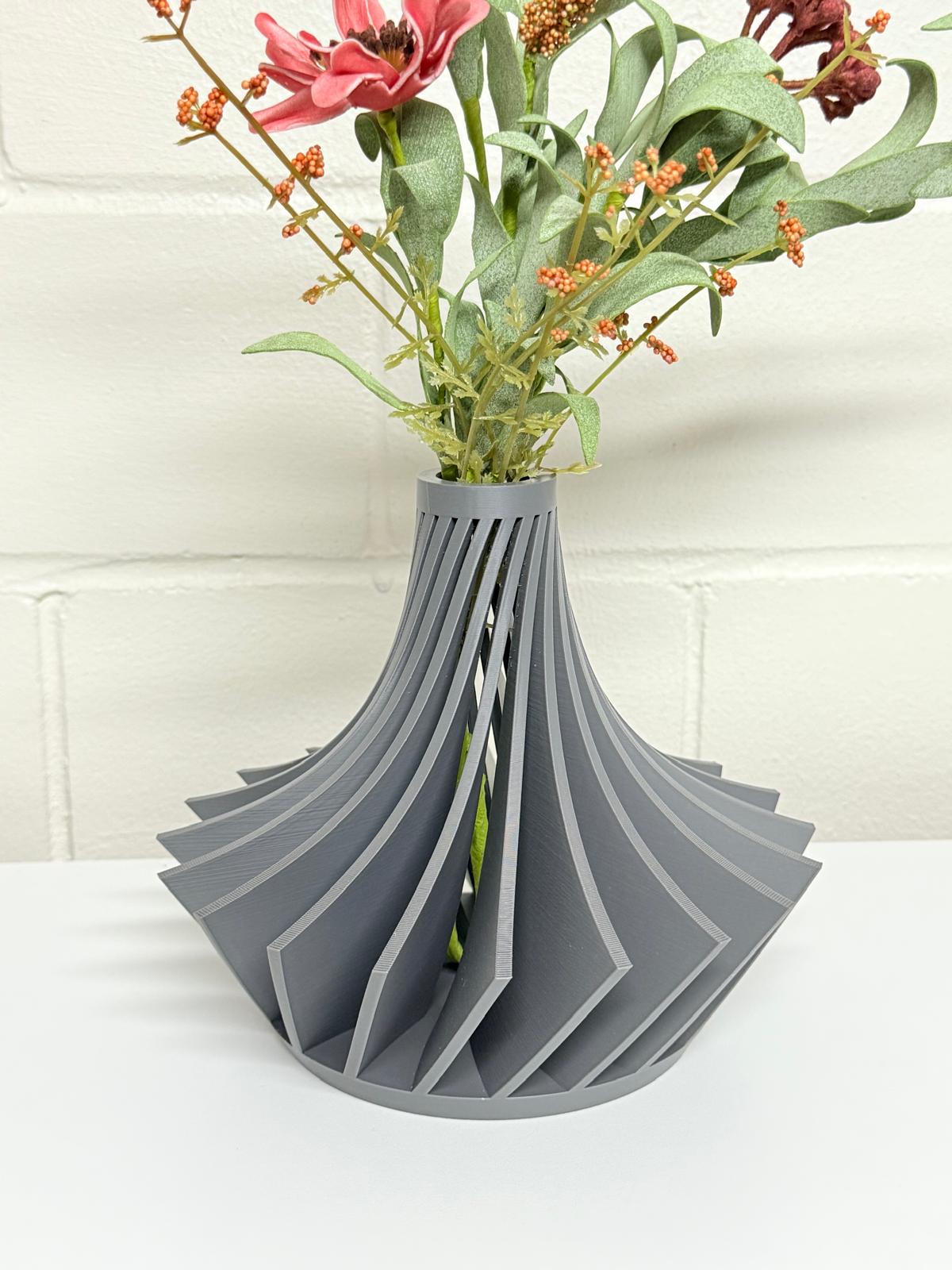 Aspiral Vase