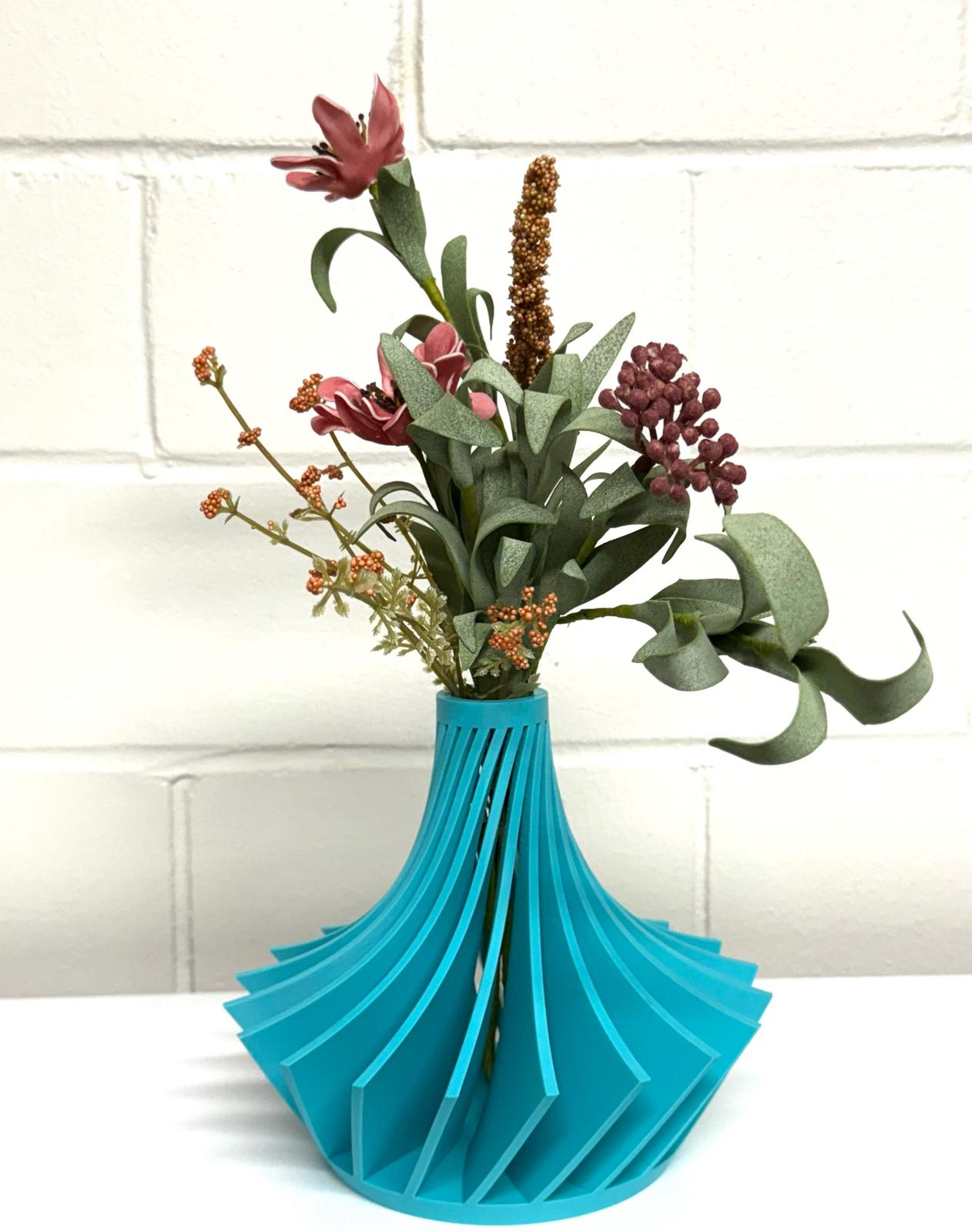 Aspiral Vase
