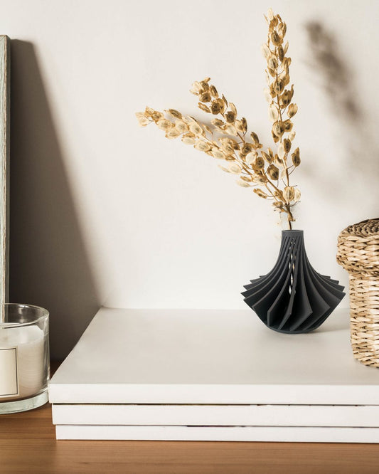 Aspiral Vase