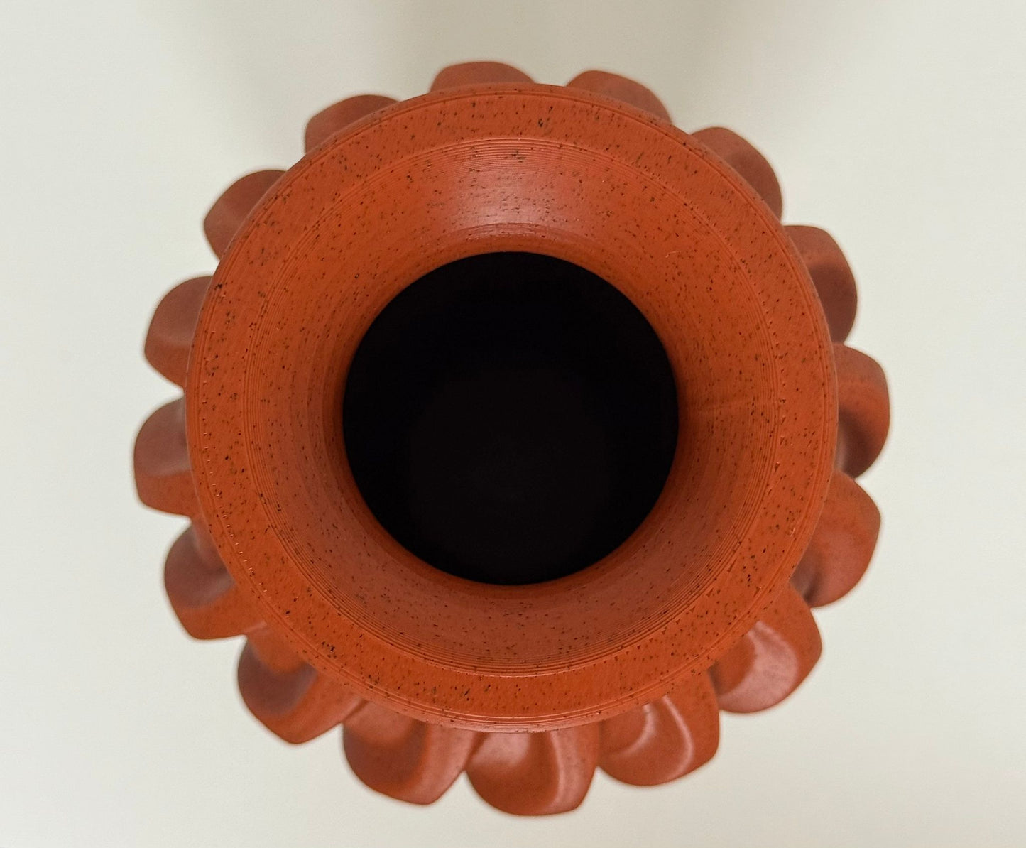 Silhouette vase