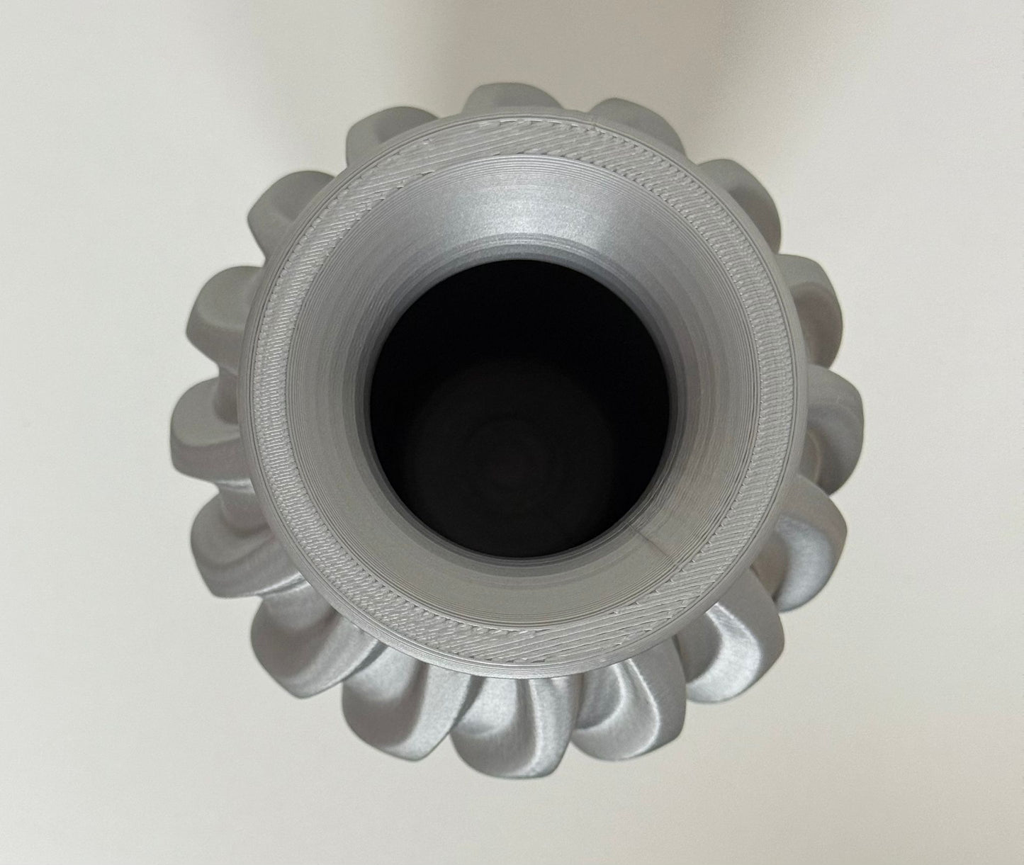 Silhouette vase